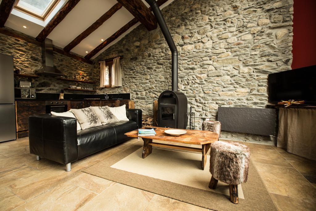 R De Rural - Casa Rural De Les Arnes エンカンプ 部屋 写真