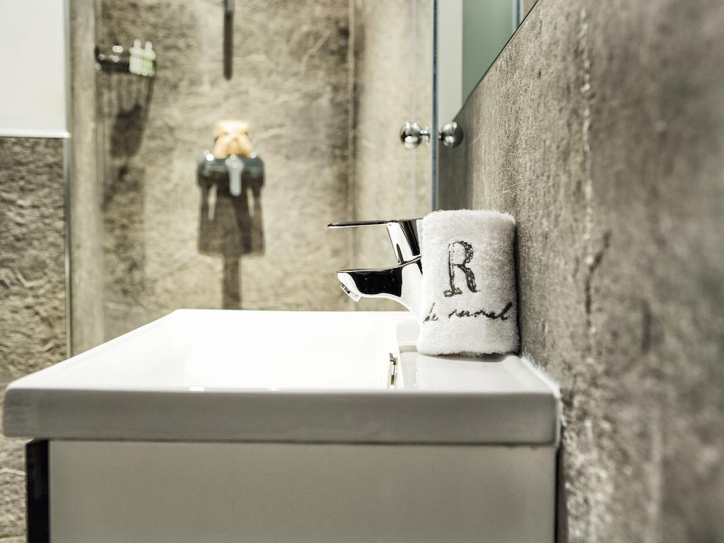 R De Rural - Casa Rural De Les Arnes エンカンプ 部屋 写真