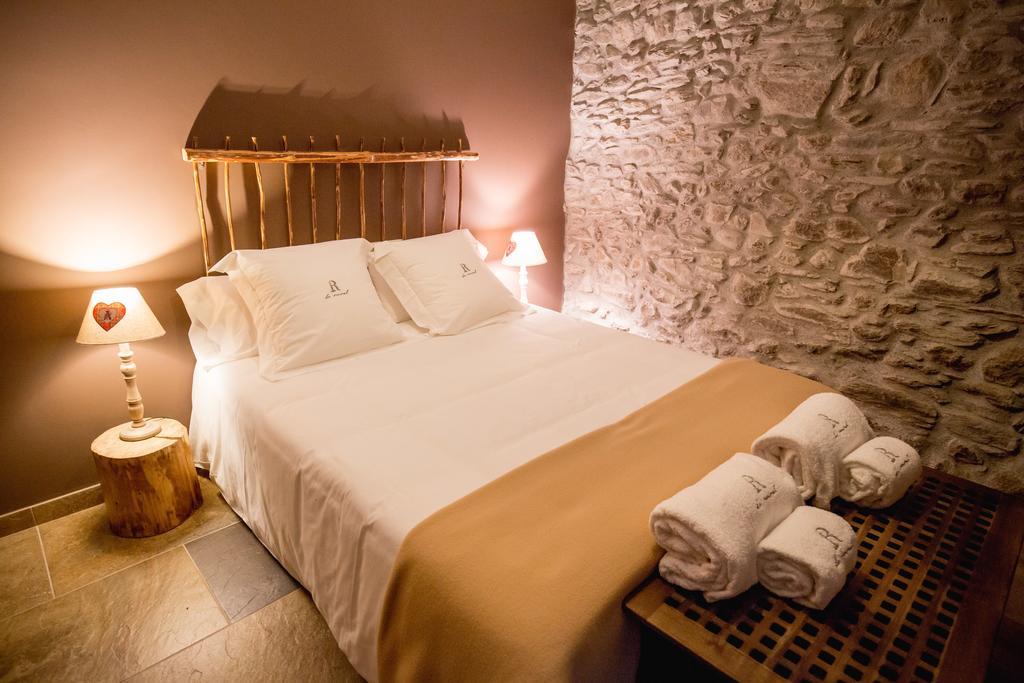 R De Rural - Casa Rural De Les Arnes エンカンプ 部屋 写真